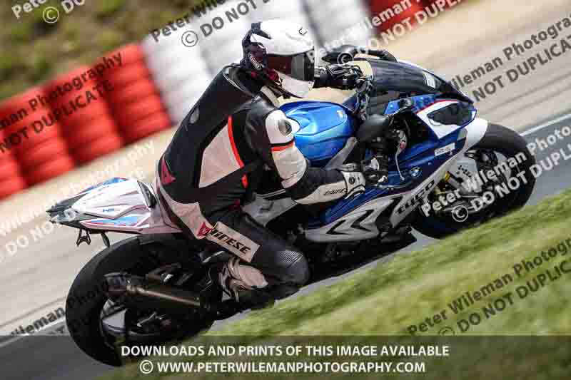 cadwell no limits trackday;cadwell park;cadwell park photographs;cadwell trackday photographs;enduro digital images;event digital images;eventdigitalimages;navarra;no limits trackdays;peter wileman photography;racing digital images;trackday digital images;trackday photos